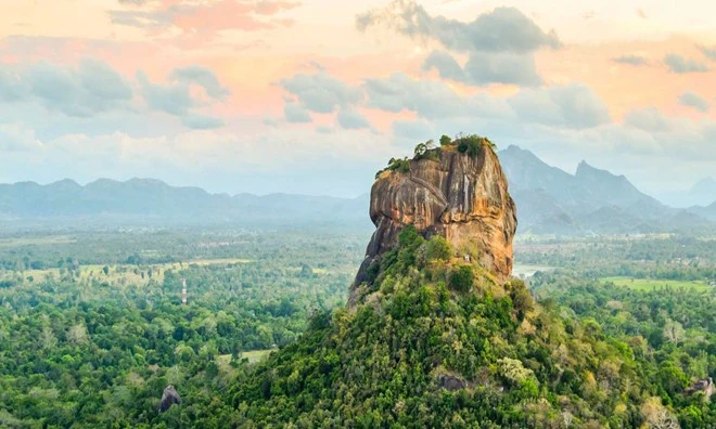 SRI LANKA TOUR ITINERARY 